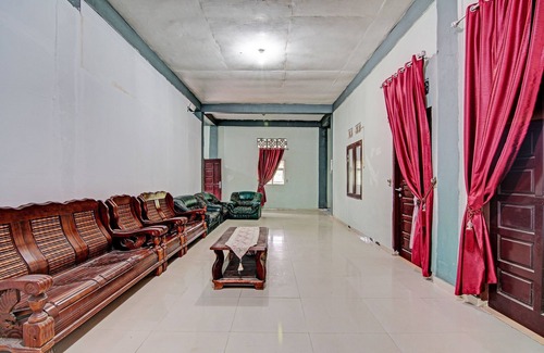 Kampar Hotel | OYO 92302 Salsa Homestay Syariah Near Pondok Pesantren MUALLIMIN Muhammadiyah Bangkinang Kota