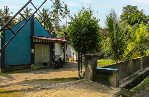Senggigi Hotel | OYO 92308 Kos Duduk
