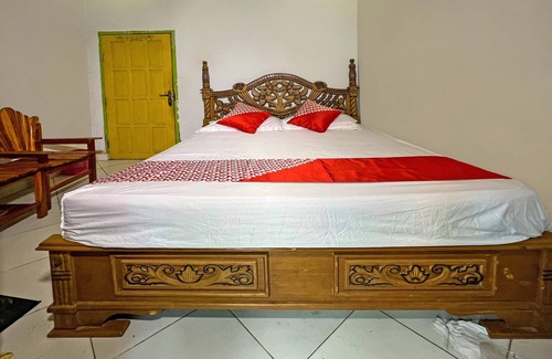 Makassar Hotel | OYO 92326 Hotel Melati Bm Pangkep