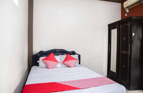Palembang Hotel | OYO 92588 Grand Lie Cost Syariah
