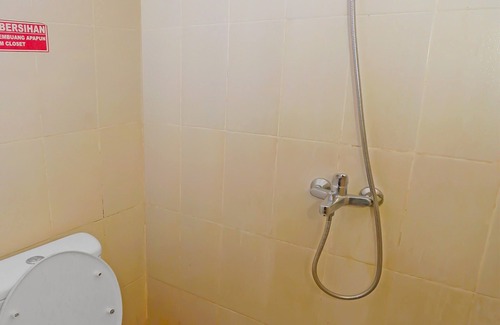 Tangerang Hotel | OYO 92678 Hotel Melati