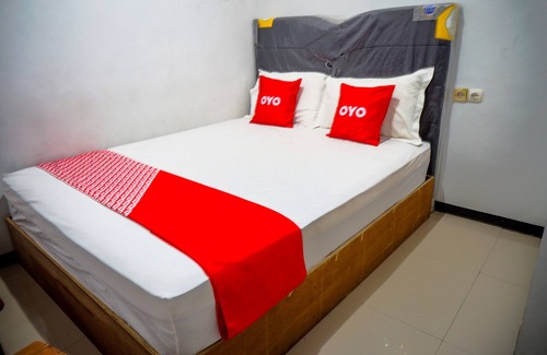 Bungurasih Hotel | OYO 93069 Penginapan Sumber Rizki