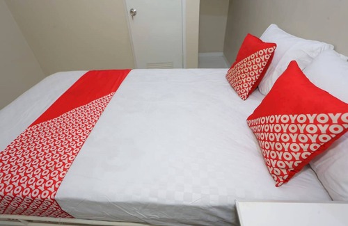 Ciputat Timur Hotel | OYO 93356 Pondok Cirendeu