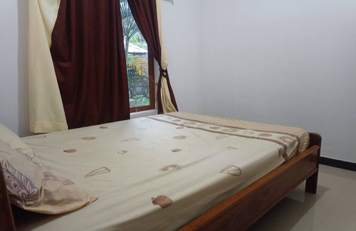 Mataram Hotel | OYO 93408 Penginapan Annisya Near SMA Negeri 2 Mataram