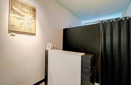 Bandung Hotel | OYO 93426 Metro Suites Apartment By Goodvibes