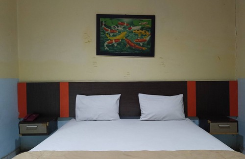 Marabahan Hotel | OYO 93752 Aglo Homestay NearYani Heahlerr