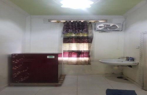 Samarinda Hotel | OYO 94078 Azzahra Homestay Syariah