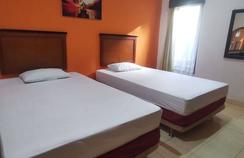 Balikpapan Hotel | OYO 94671 Classic Guesthouse