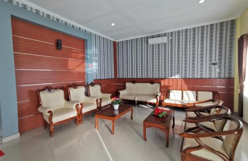 Tarakan Hotel | OYO 94776 Griya Cempaka