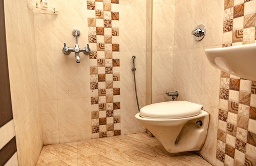 Vijayawada Hotel | OYO 9804 Hotel SR Residency