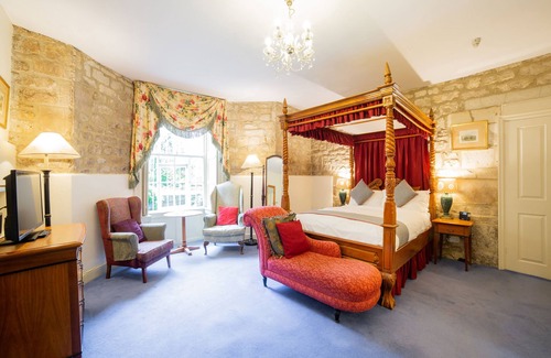 Bath Bed & Breakfast | OYO Bailbrook Lodge, Bath