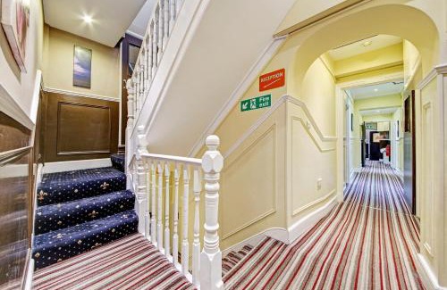 Elthorne Hotel | OYO Bostons Manor Hotel, Hanwell London