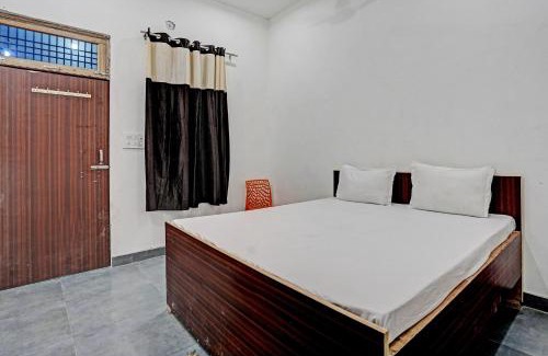 Hathras Hotel | OYO Double SS Hotel