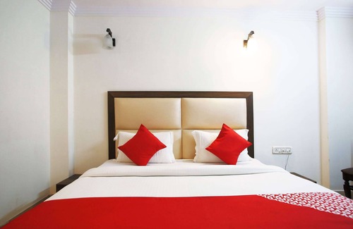 Chittaranjan Hotel | OYO Flagship 29962 South Continental (b&b)