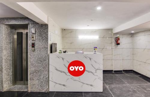 Azadpur Hotel | OYO Flagship Hotel Apple Guest House