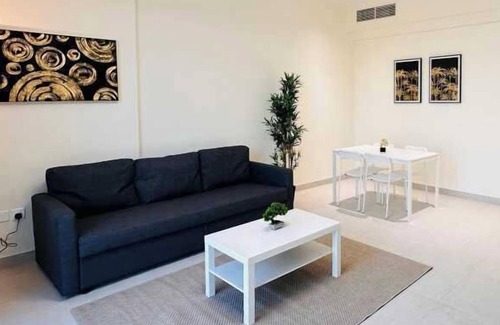 Al Barsha Apartment | OYO HOME 1458 Premium 1bed Apartment