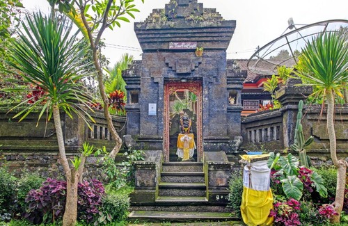Munduk Hotel | OYO Homes 91091 Desa Wisata Umejero