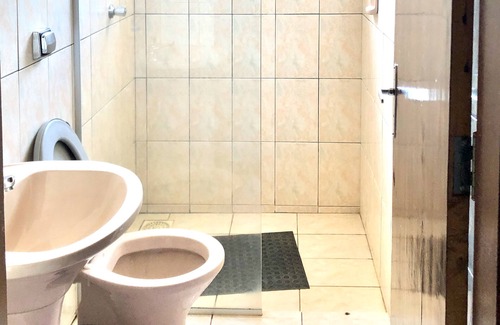 Sao Miguel do Araguaia Hotel | OYO Hotel Beira Rio