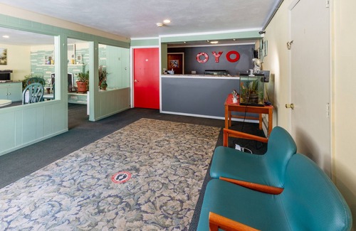 Delhi Hotel | OYO Hotel Buena Vista Delhi