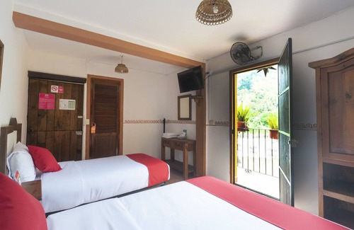 Xico Hotel | OYO Hotel Coyopolan