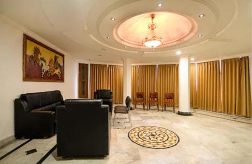 Masab Tank Hotel | OYO Hotel Hyderabad Heights
