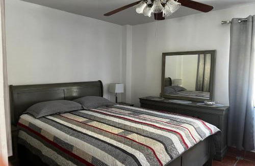 Centro Hotel | OYO Hotel Linda Tijuana