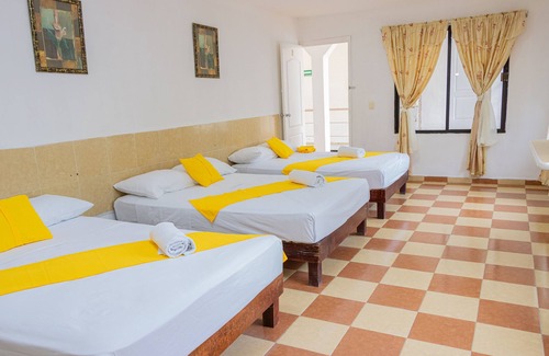 Chetumal Hotel | OYO Hotel Marías,Aeropuerto Internacional de Chetumal