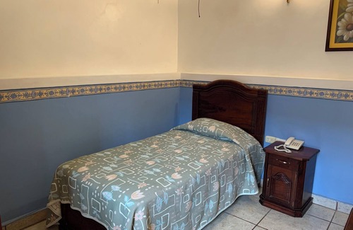 Xalapa Hotel | OYO Hotel Real De Cortés