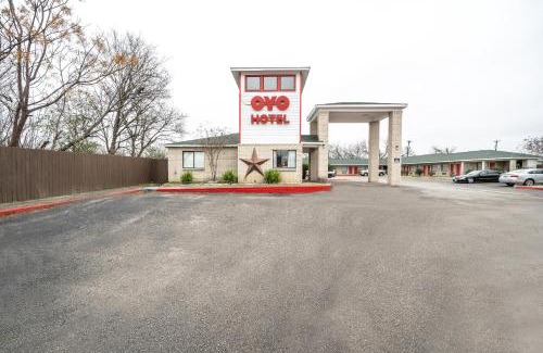 San Antonio Hotel | OYO Hotel San Antonio near AT&T Center