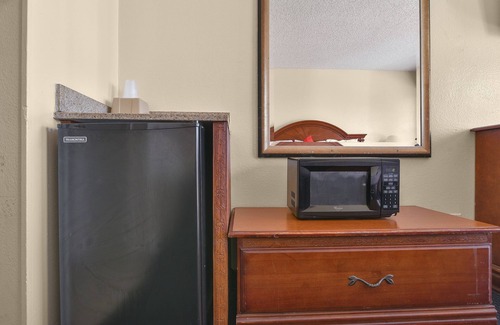 Lackland Terrace Hotel | OYO Hotel San Antonio Lackland near Seaworld