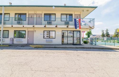 South Bend Hotel | OYO Hotel South Bend - Campus