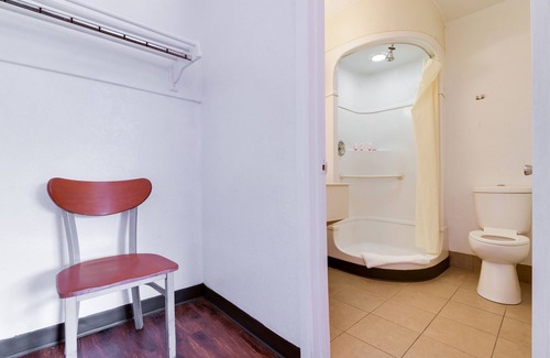 South Bend Hotel | OYO Hotel South Bend - Campus