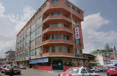 Papantla de Olarte Hotel | OYO Hotel Totonacapan, Papantla