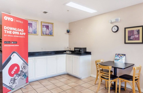 San Antonio Hotel | OYO Inn & Suites Medical Center San Antonio