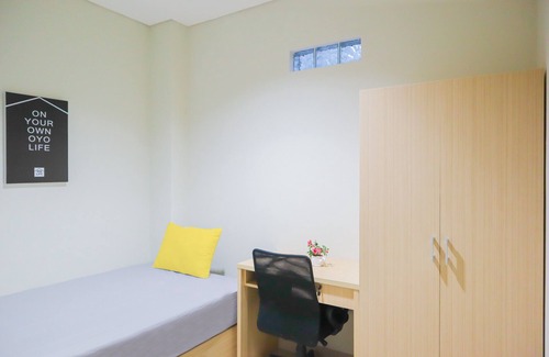 Cikini Hotel | OYO Life 1830 Mandala Residence