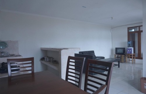Tangerang Hotel | OYO Life 92977 Neba Kost Aesthetic