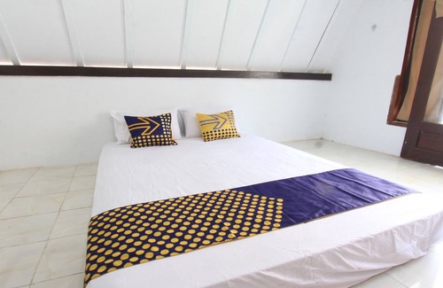 Tanjung Hotel | OYO Life 93154 White Kos Jenggala