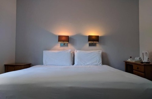 Shanklin Hotel | OYO Mayfair Hotel - Isle Of Wight