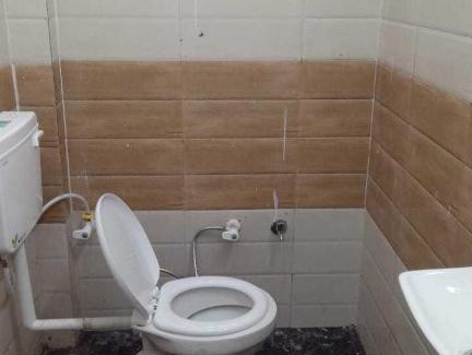 Aligarh Hotel | OYO Royal Palm
