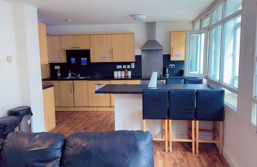 Leicester City Centre Hotel | OYO Sangha House - Short Stays
