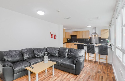 Leicester City Centre Hotel | OYO Sangha House - Short Stays