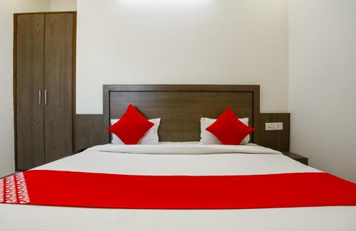 Mahipalpur Extension Hotel | OYO Stars Villa