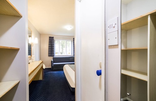 Thrussington Hotel | OYO Sunrise Hotel, A46 N Leicester