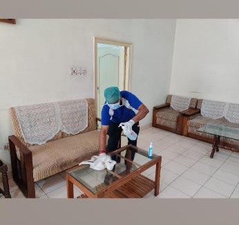 Kanpur Hotel | OYO The Villa Court View