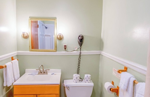 Macon Hotel | OYO Travelier Motel