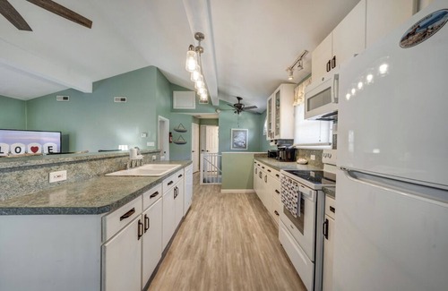 Deep Hole House | Oyster Bay Oasis - 5 Min to Assateague!