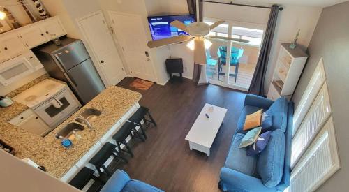 Port Isabel Apartment | Oyster Cove condo