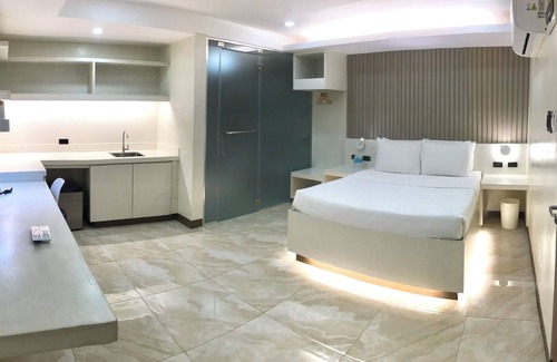San Dionisio Hotel | Oyster Plaza Hotel