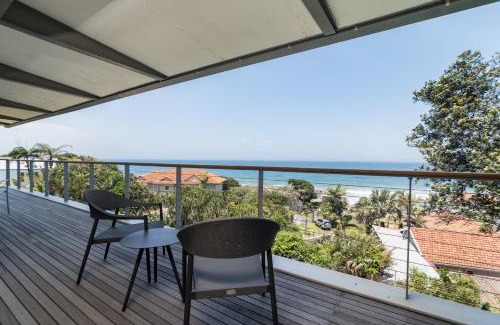 Selection Beach House | Oyster Suite, Lymegrove Beach Villa