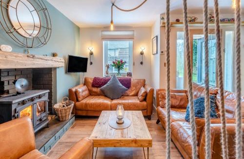 Llangwm House | Oystercatcher Cottage
